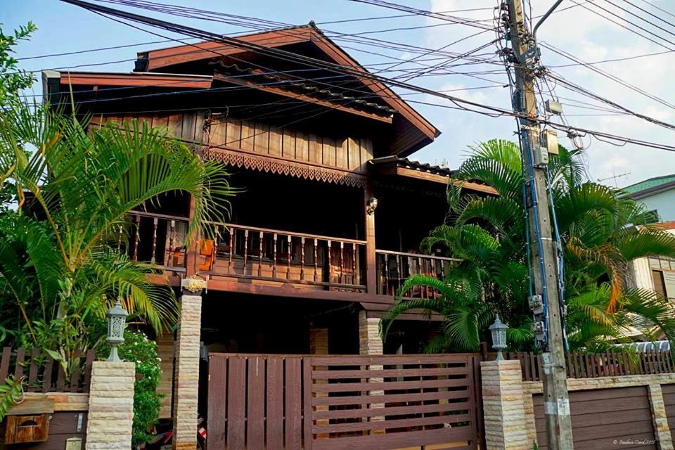 Huan Kawin Est.58 Lanna Home & Collection Τσιανγκ Ράϊ Εξωτερικό φωτογραφία